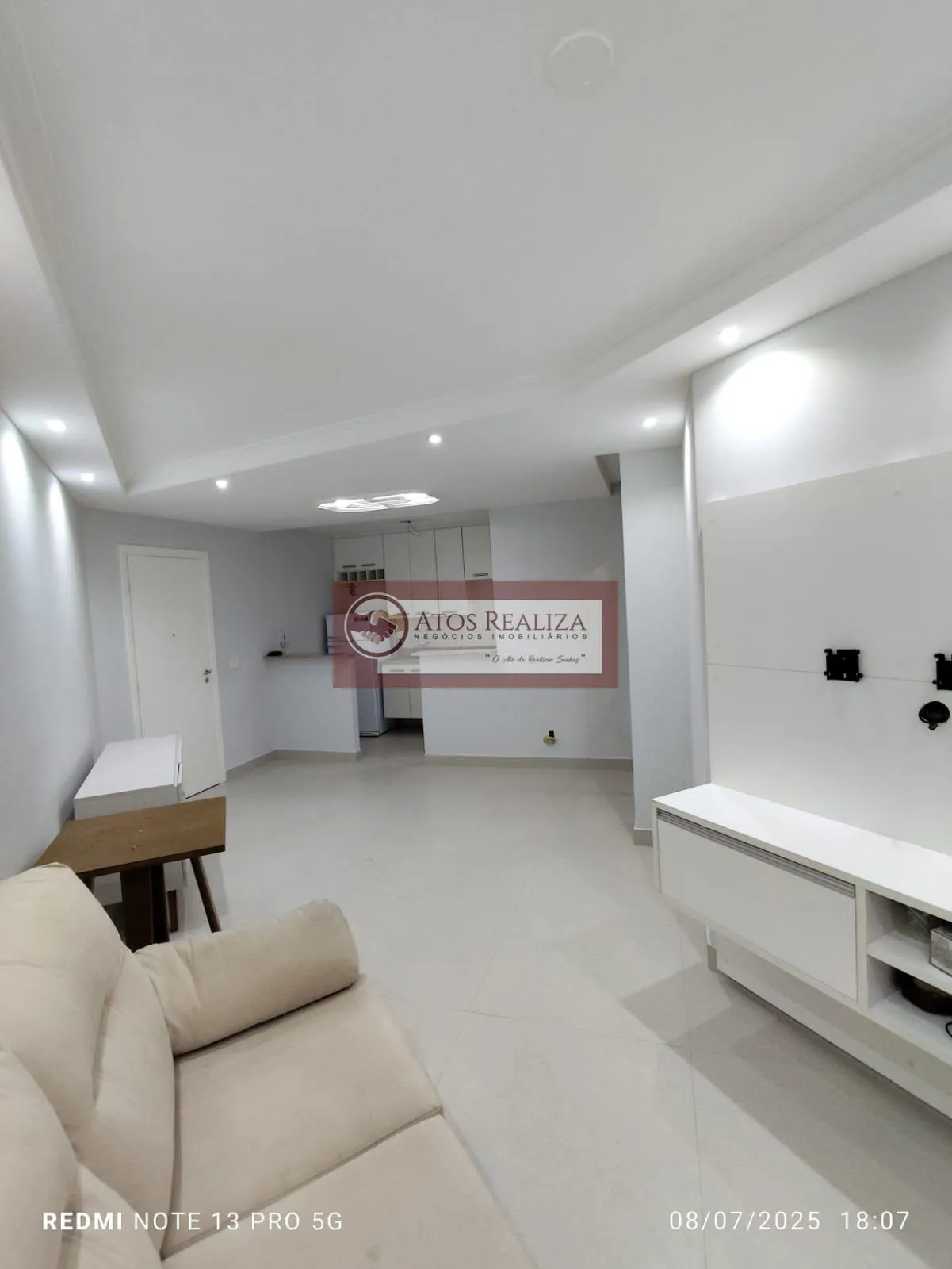 Imagem Vendo Apartamento de 3 Dormitórios,1 vaga de garagem em Interlagos SP, 60m², R$440 Mil, SUPER oportunidade.