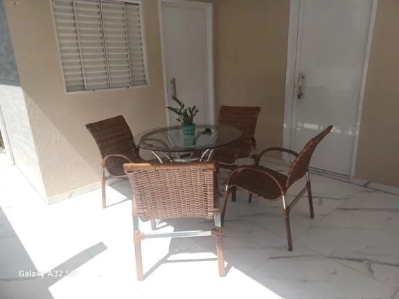 Imagem Casa para Venda em Concórdia, Petrópolis, 2 dormitórios, 1 banheiro, 1 vaga