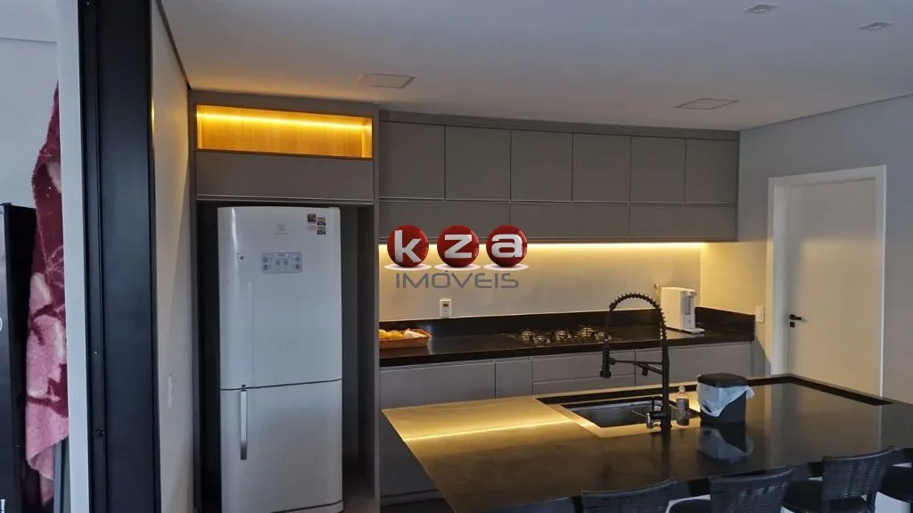 Imagem Casa Moderna e nova a venda em condomínio de alto padrão em Valinhos-SP, : 3 suítes, 4 vagas, 280m².gourmet com piscina.