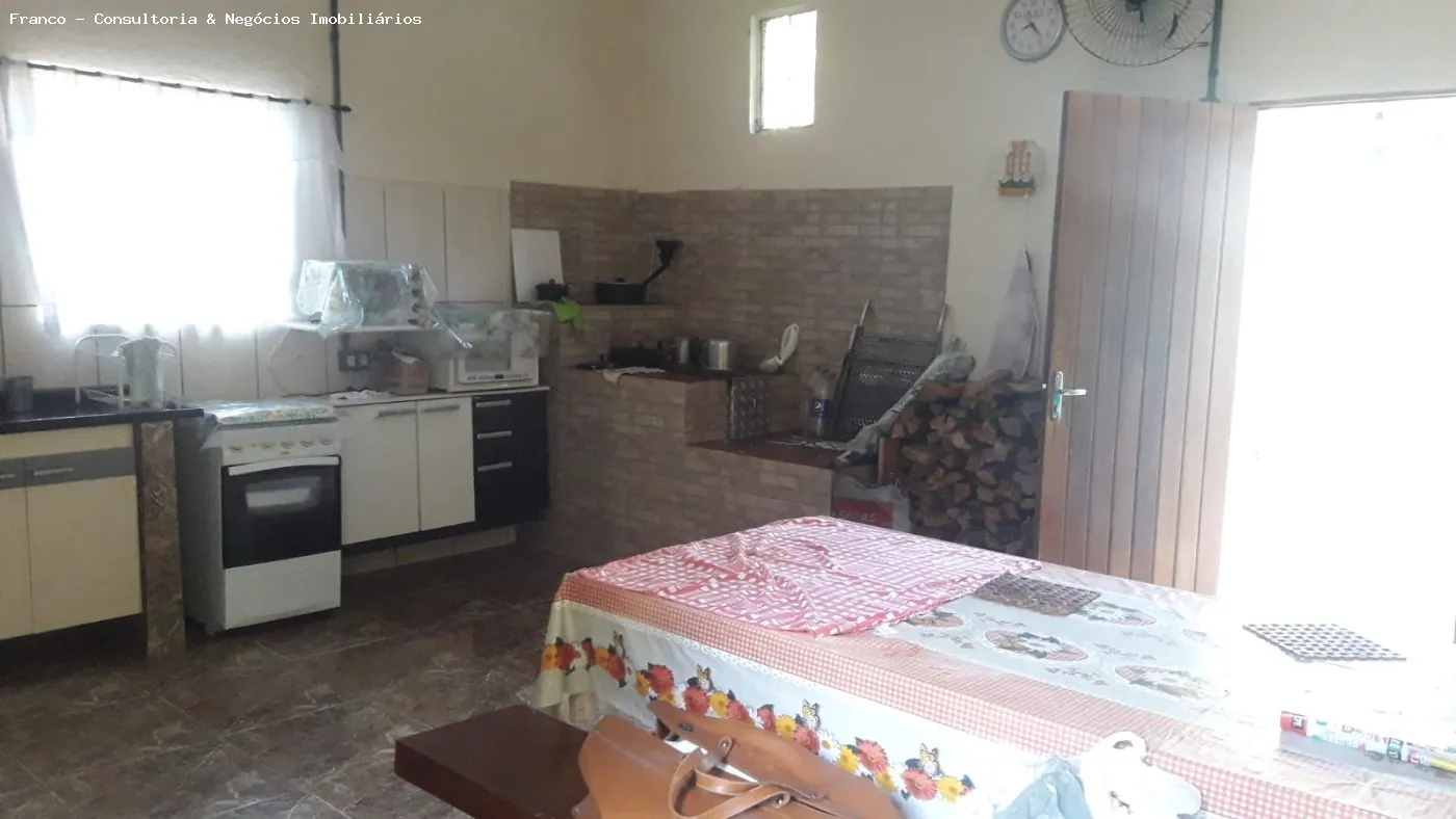 Imagem Sítio para Venda em Juquitiba, Juquitiba, 4 dormitórios, 1 suíte, 2 banheiros, 4 vagas