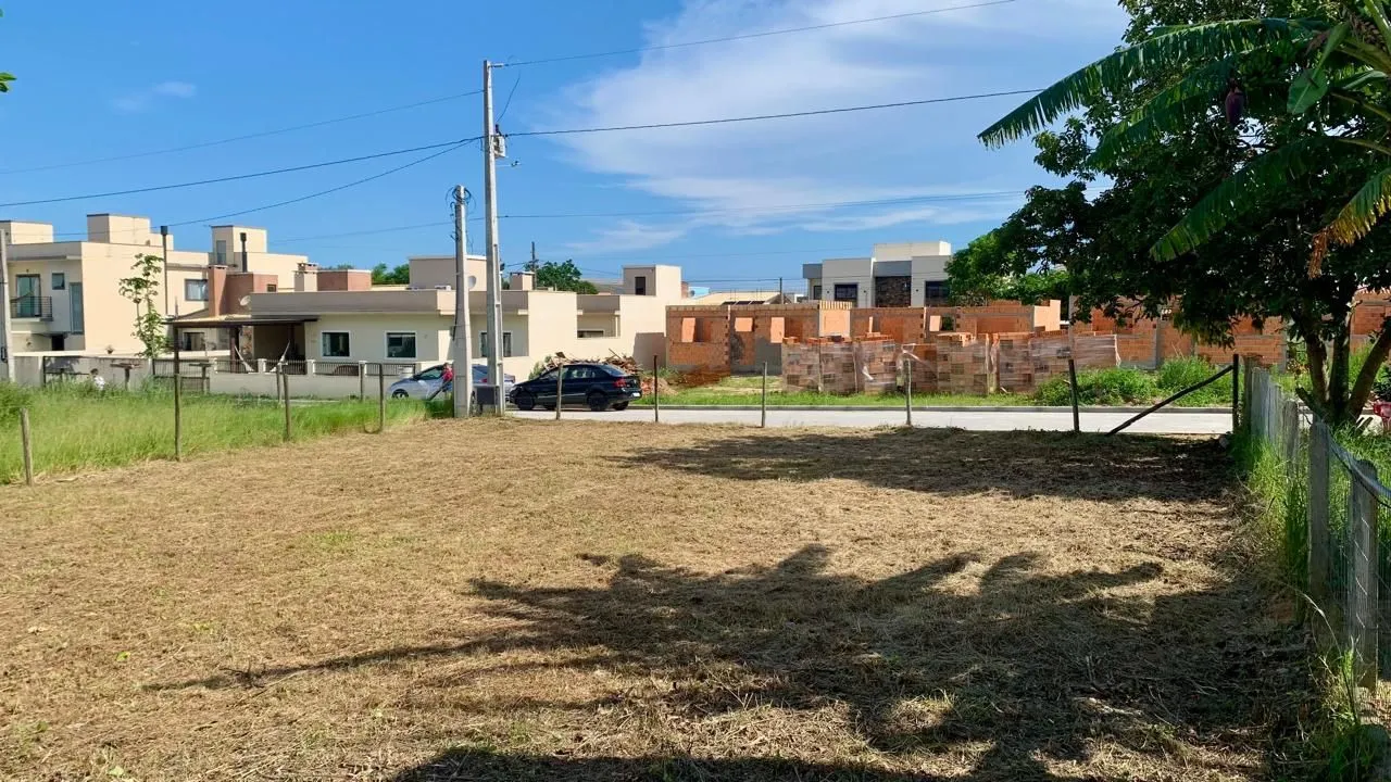 Imagem EXCELENTE TERRENO GAROPABA SC. ÓTIMO LOCAL PARA MORAR OU INVESTIR.