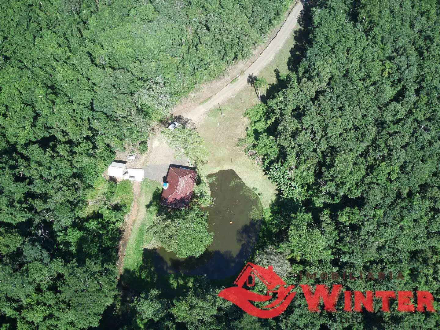 Imagem Chácara com 3 hectares, casa e açude.