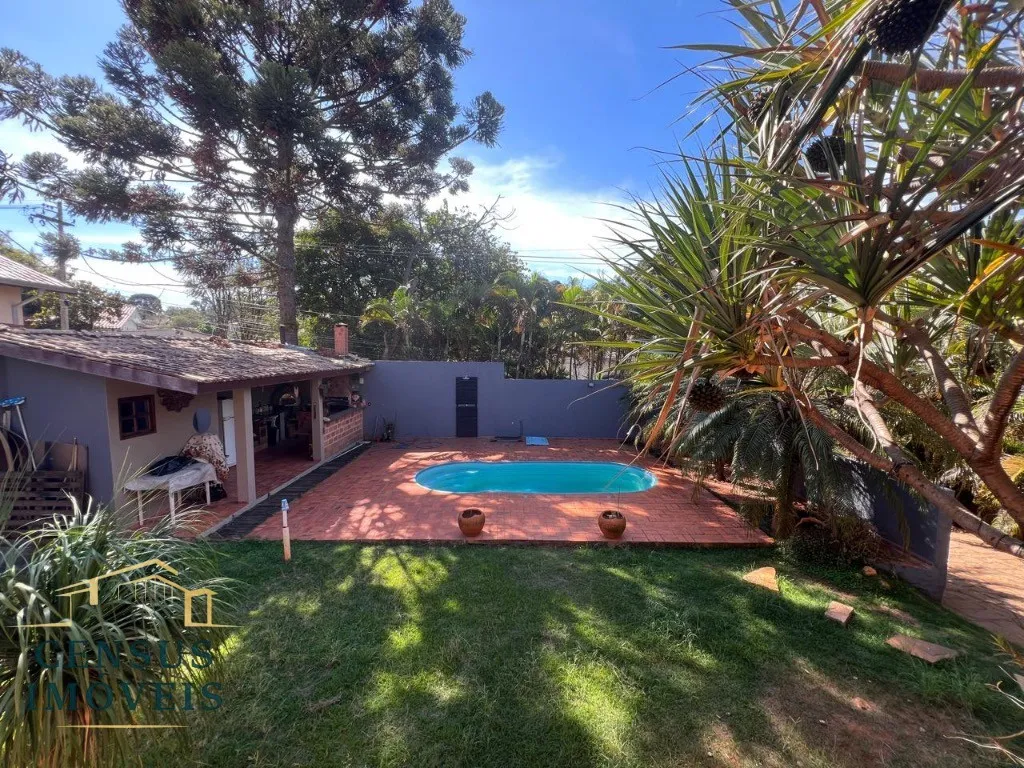 Foto do imóvel: Casa à venda em Vinhedo-SP, no bairro Altos do Morumbi: 3 quartos, 1 suíte, 3 salas, 4 banheiros, 6 vagas, 224 m². Confira agora! em Altos do Morumbi