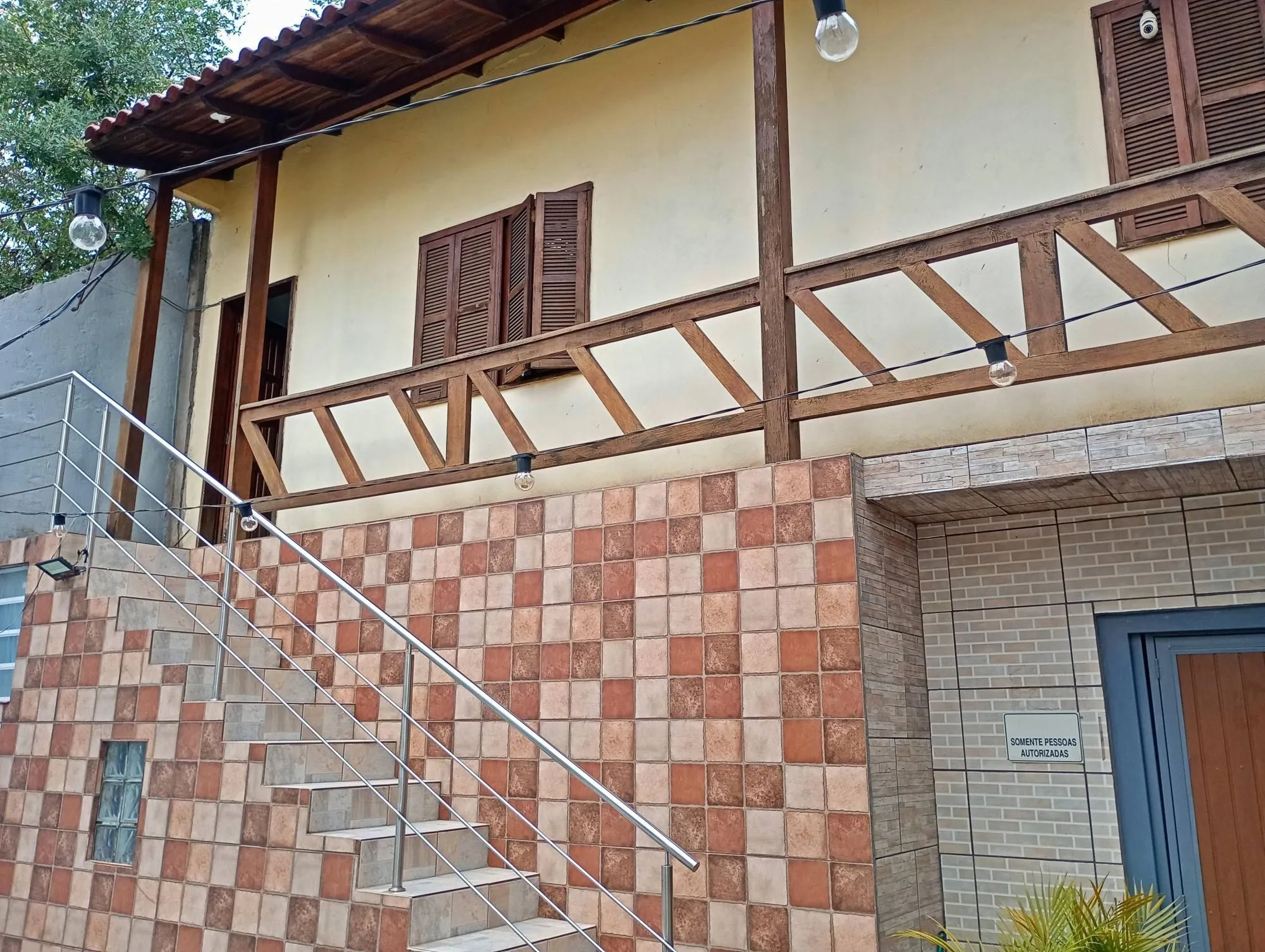 Imagem Casa com piscina e edícula