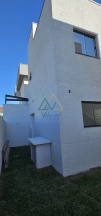 Imagem Sobrado à venda no Bairro Alto Curitiba PR