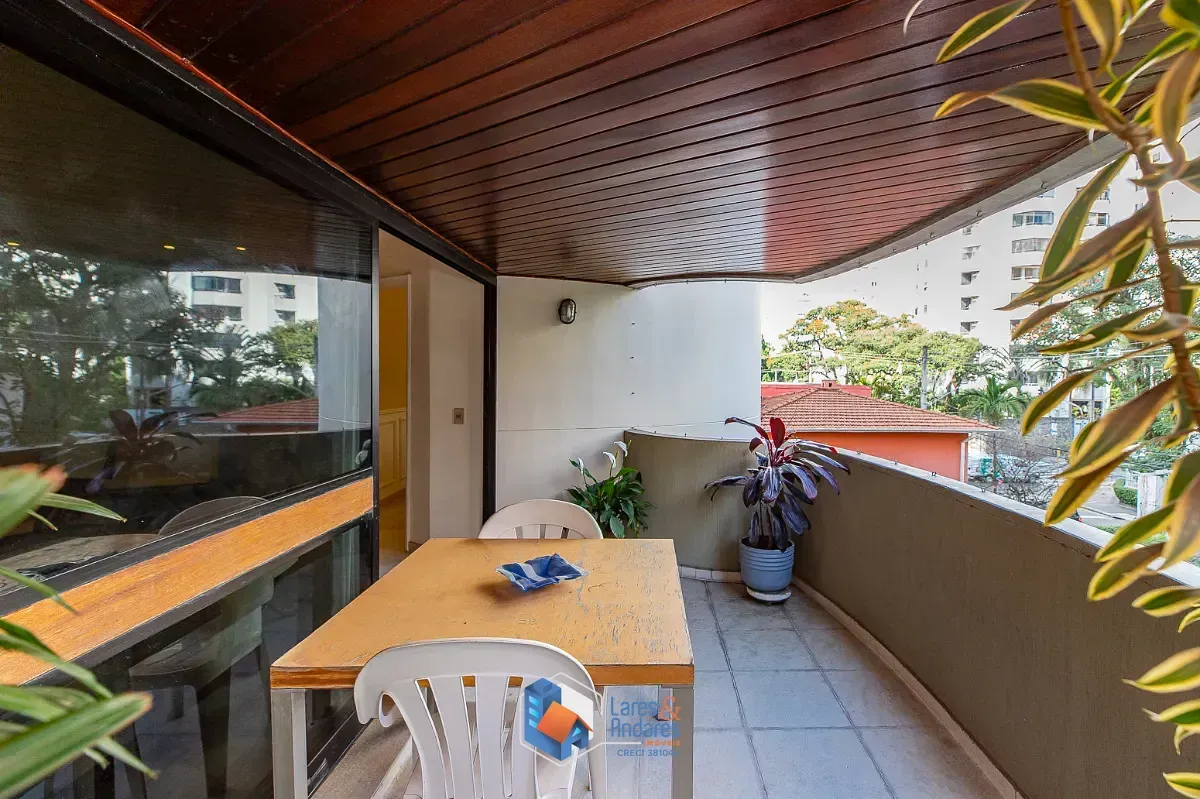 Imagem Apartamento para venda em Moema com 4 quartos, sendo 4 suítes, 200m²