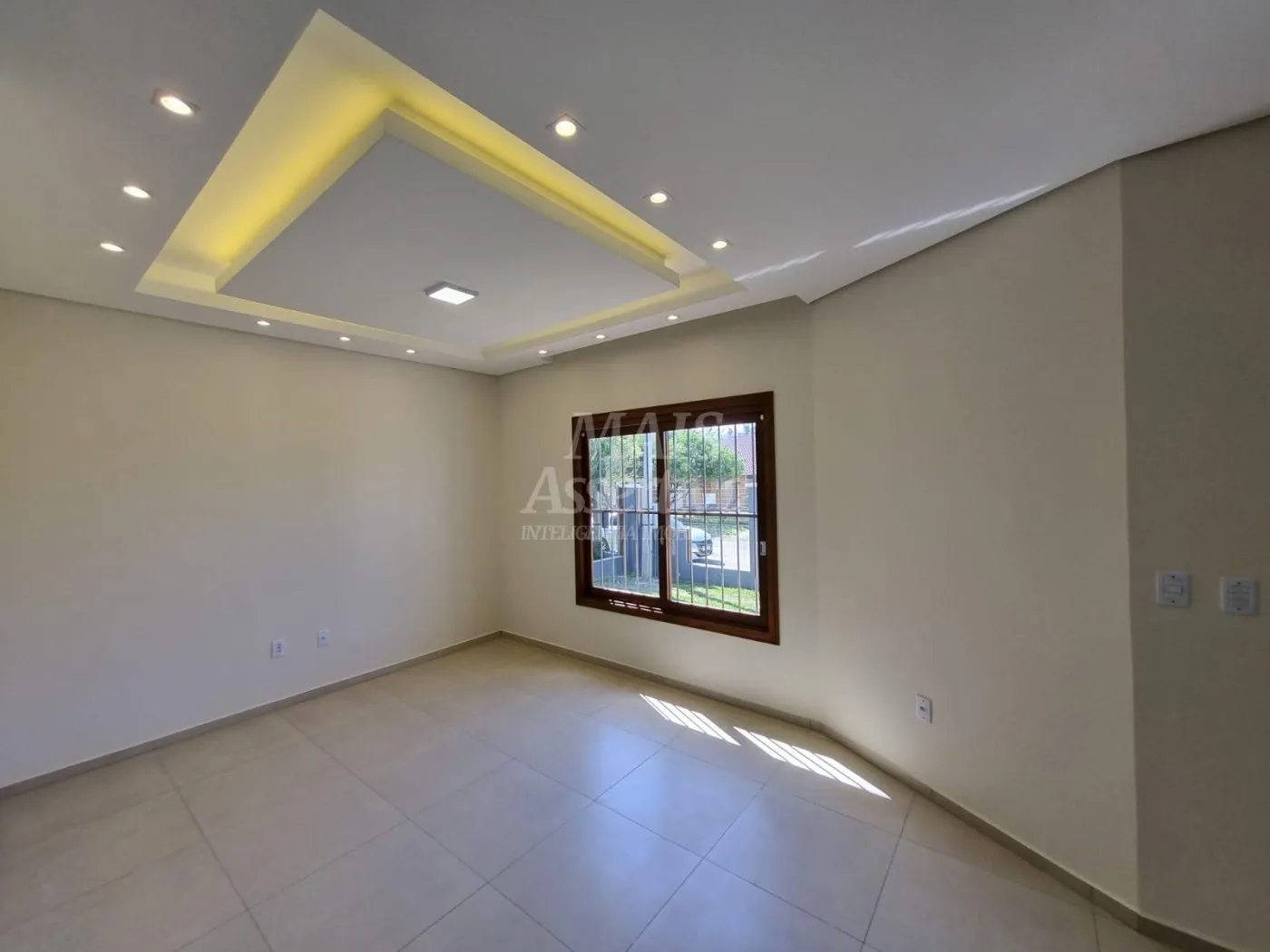 Imagem Ótima casa localizada em Tramandaí/RS - 3 dormitórios, 4 vagas de garagem
