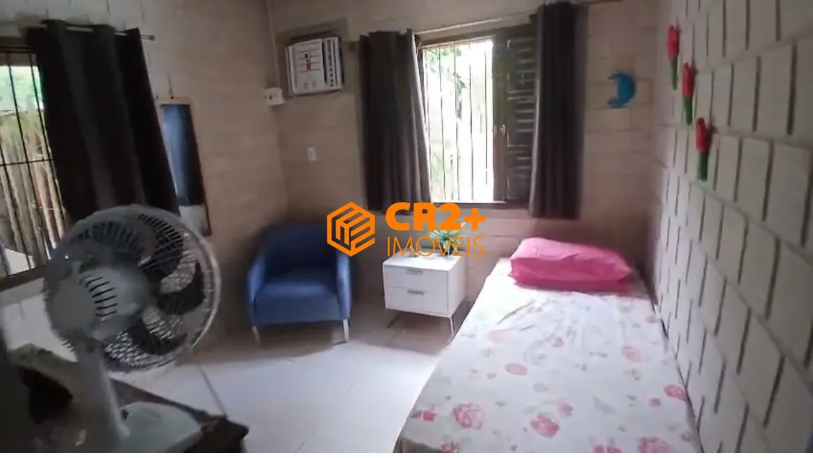 Imagem Vendo Casa em Condomínio com 5 suítes -200m²