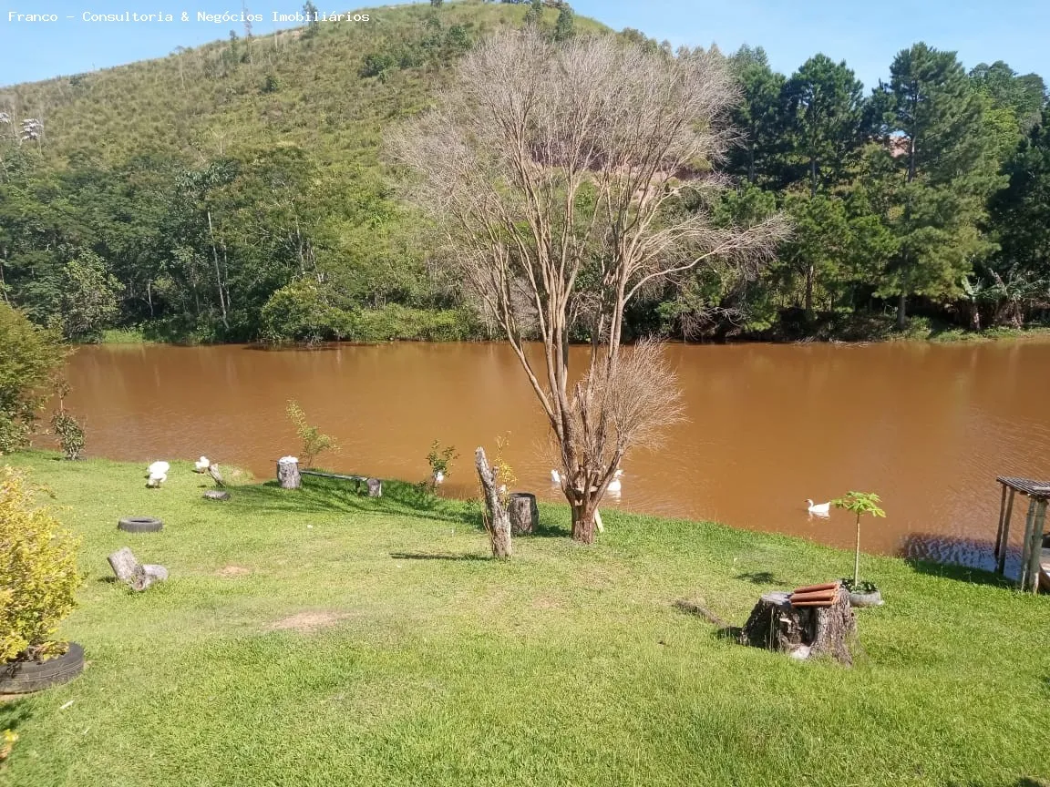 Imagem Sítio para Venda em Santa Isabel, Santa Isabel, 4 dormitórios, 2 suítes, 2 banheiros, 2 vagas