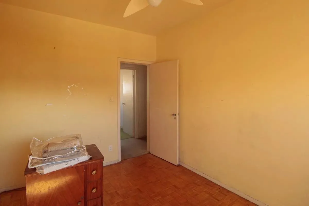 Imagem Vende-se apartamento com 4 quartos (1 suíte), 204 m² e 2 vagas - Rio Branco