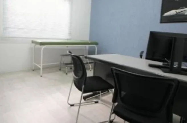 Imagem Alugo Casa Comercial em Santo André. Bairro Jardim