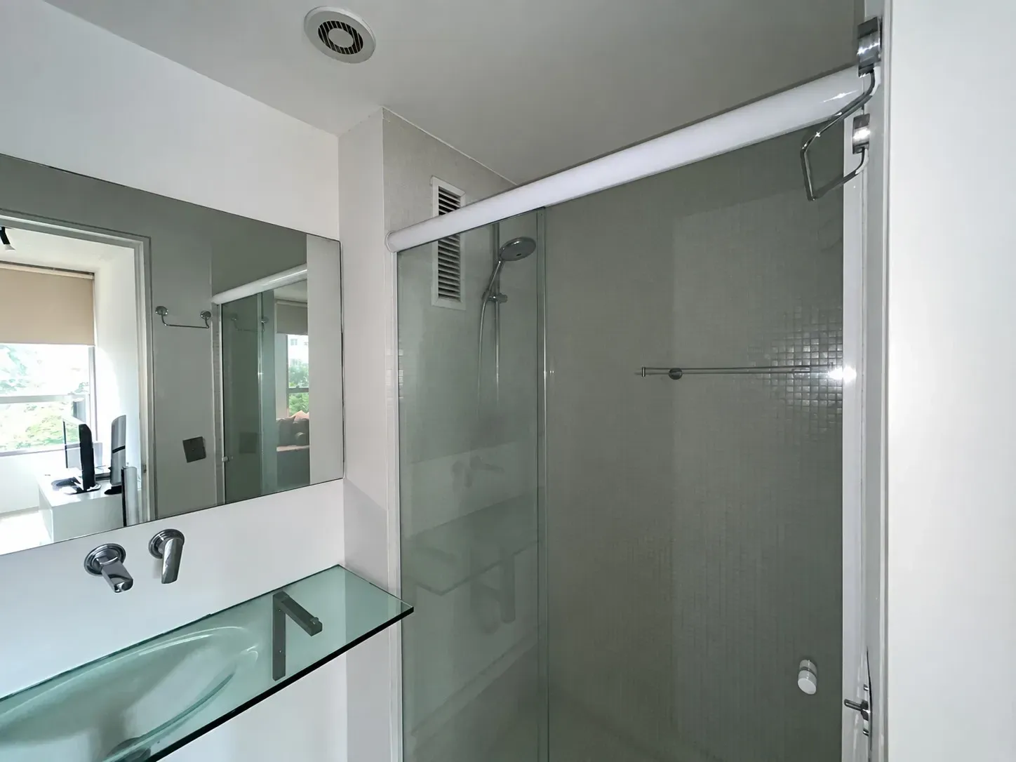 Imagem Apartamento com 1 Quarto à Venda ou Locação, 75 m² em Campo Belo - São Paulo