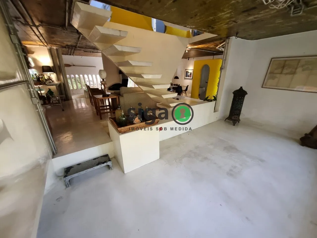 Imagem Casa em Rua fechada a venda na Granja Julieta com 4 quartos