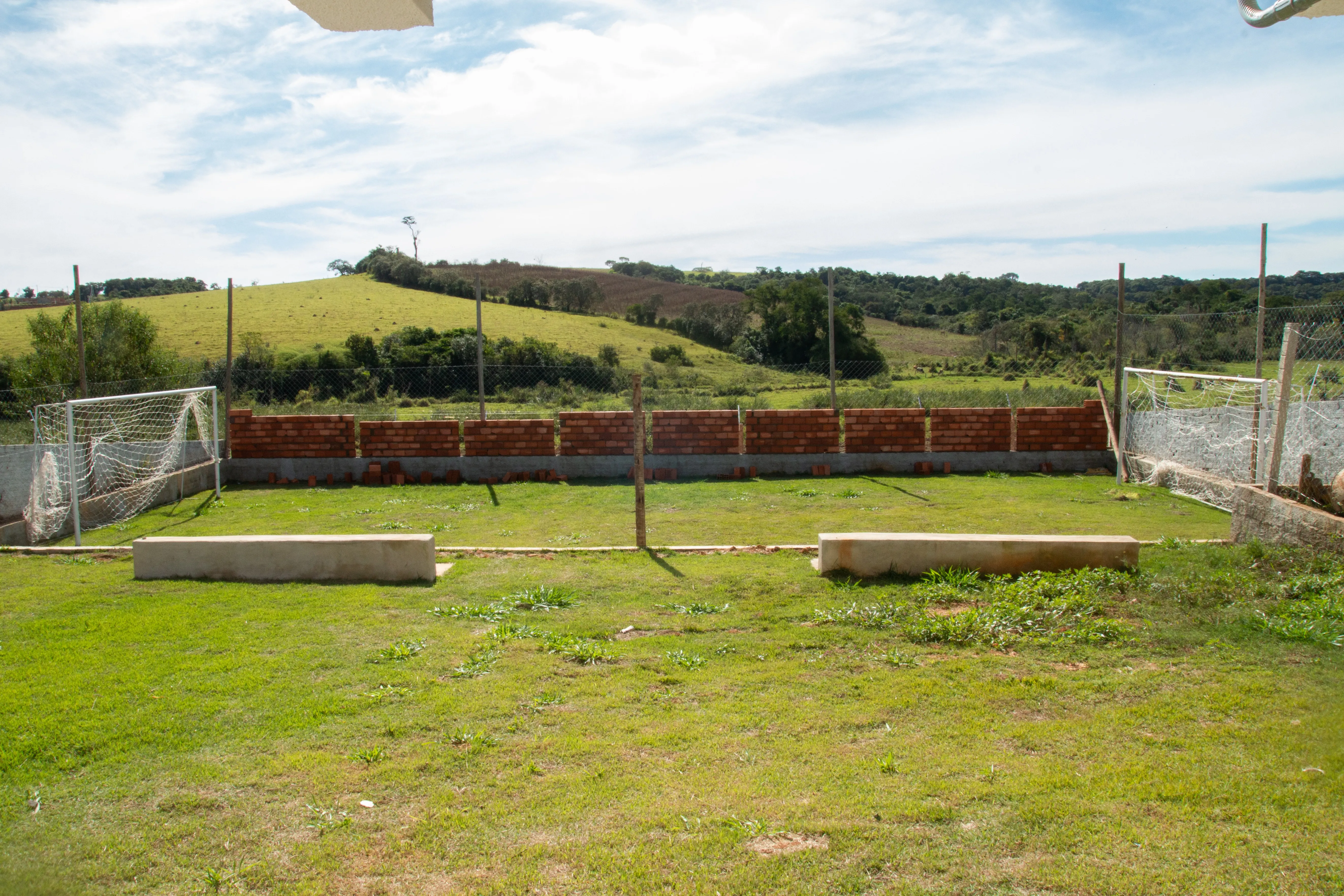 Imagem Chácara em Araçoiaba da Serra com 277,23m² de Área Construída, 7 Dormitórios e Piscina Completa