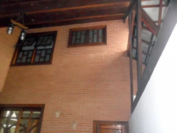 Imagem CASA DE ALTO PADRÃO PERTO DA PRAIA