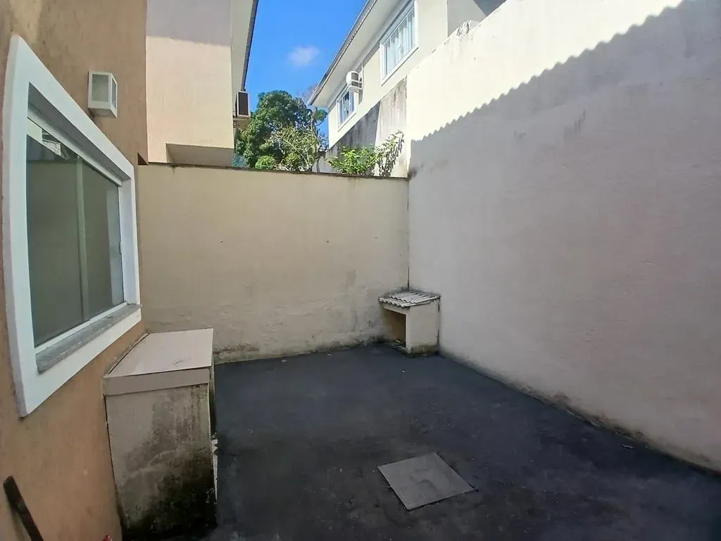 Imagem Casa de Condomínio com 2 Quartos à Venda, 75 metros em Engenho do Mato - Niterói