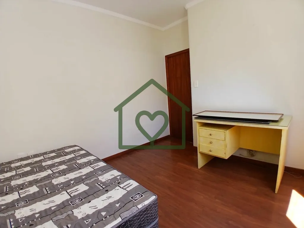 Imagem Oportunidade! Apartamento mobiliado, desocupado e pronto para morar no bairro Independência, com 2 ...