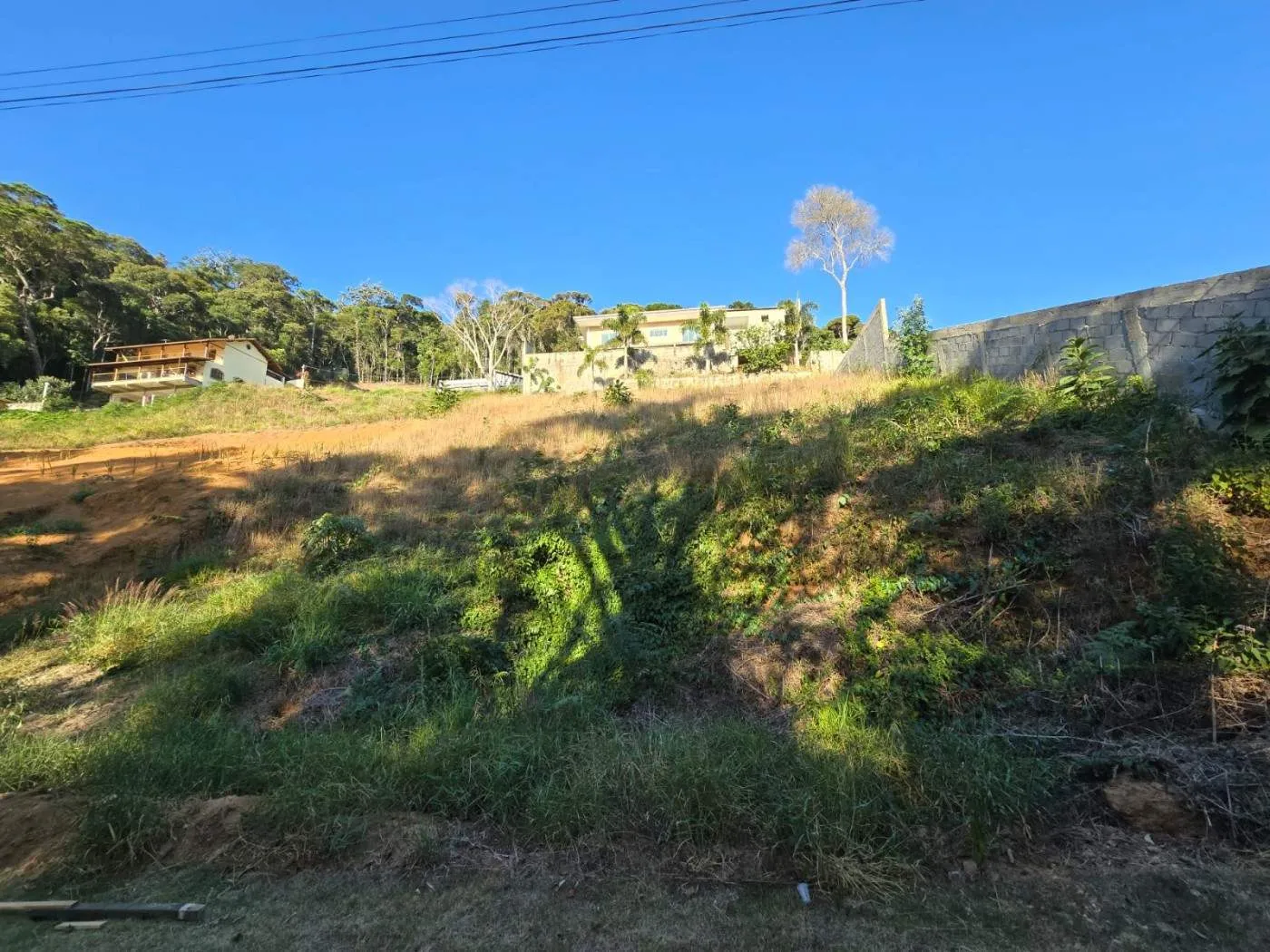 Imagem Terreno em Condomínio para Venda em Teresópolis / RJ no bairro Prata