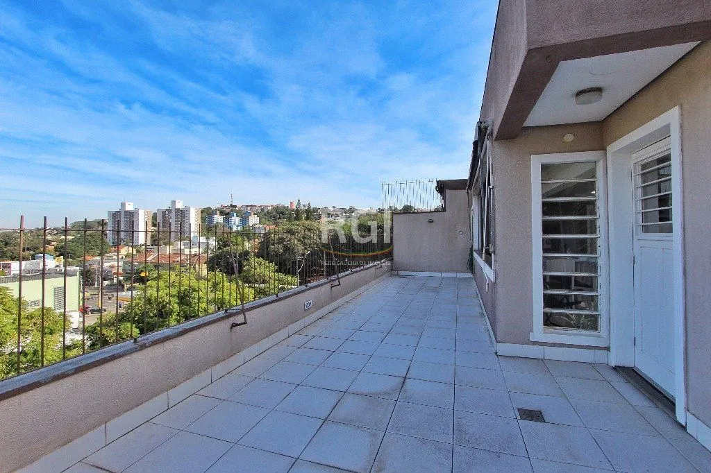 Imagem Cobertura para Venda - 177.81m², 3 dormitórios, sendo 1 suites, 1 vaga - Teresópolis