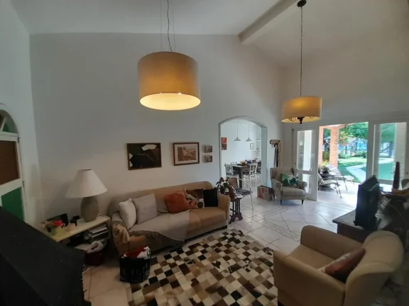Imagem Casa 4 Dormitórios - Bairro Remanso