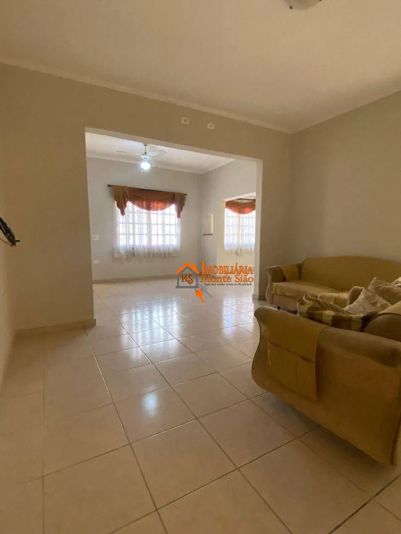 Imagem Casa Assobradada à Venda no Centro de Guarulhos - 3 Dorms e Suíte!