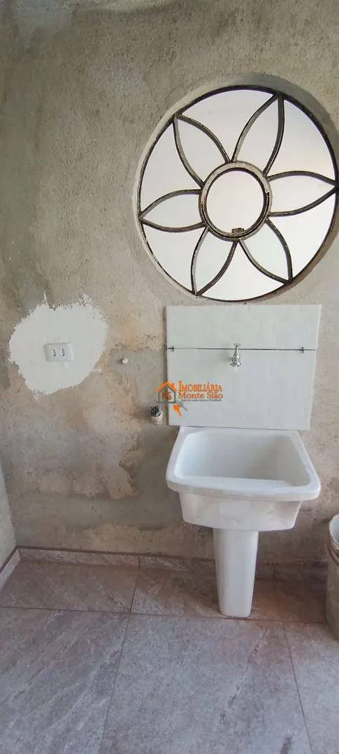 Imagem Casa com 1 dormitório para alugar, 45 m² por R$ 1.780,00/mês - Vila Augusta - Guarulhos/SP