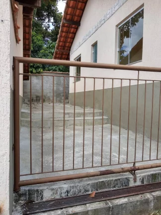 Imagem Excelente casa com vaga de garagem a venda. Nova friburgo. Varginha