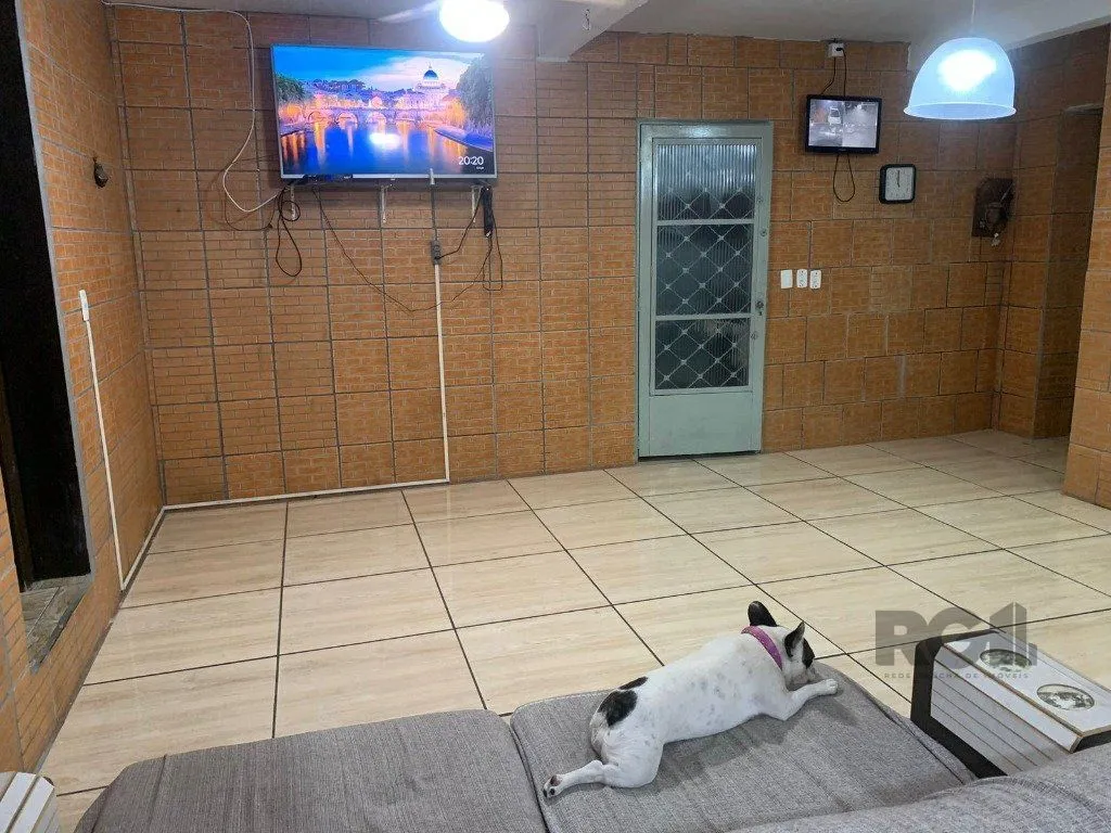 Imagem Vende-se casa 3 quartos com suíte e 3 vagas de garagem - 130m² - Jardim Itu Sabará