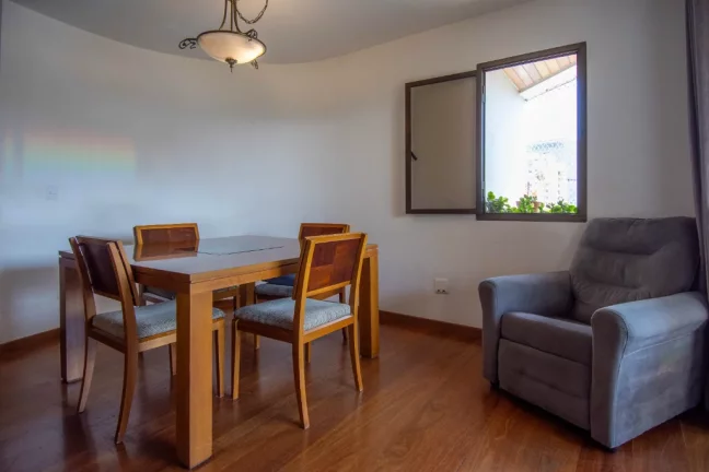 Imagem Apartamento à venda em São Paulo, Campo Belo, com 4 quartos, 209m2