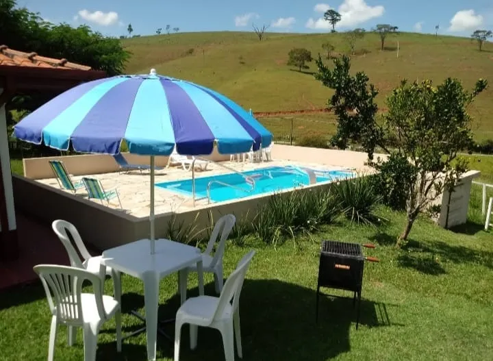 Imagem Sítio à Venda - 36.000m² com Casa de 273m² - Próximo à Cachoeira Grande, Ideal para Moradia ou Airbnb