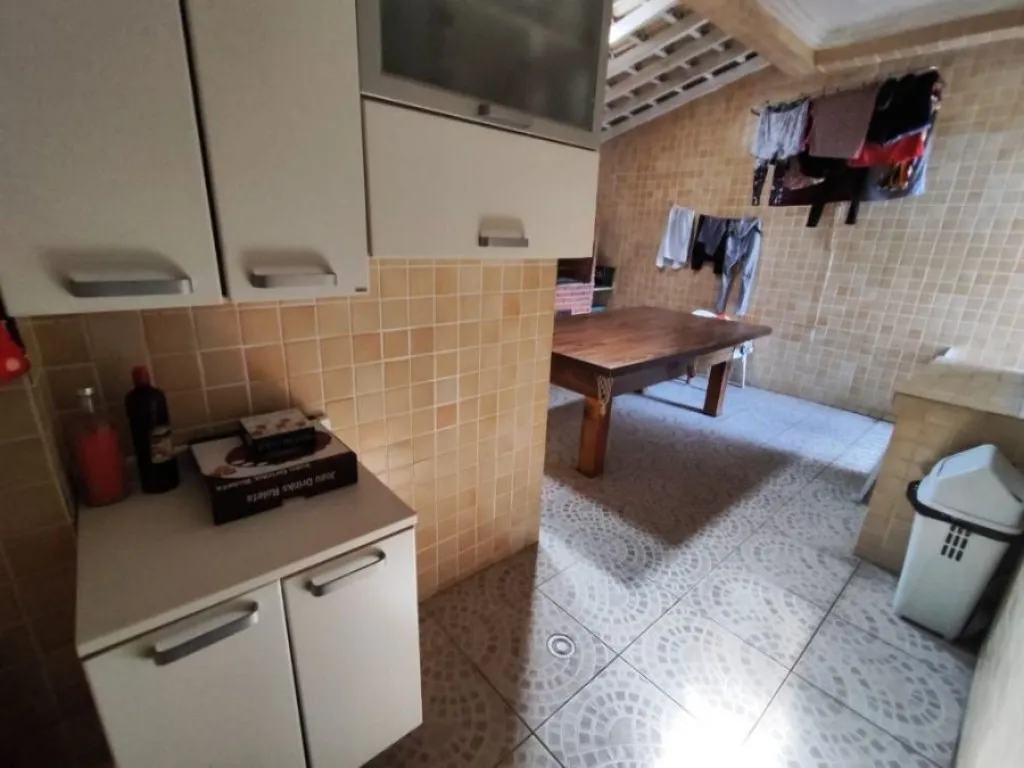 Imagem CASA COM 150,00 m² - GUILHERMINA - PRAIA GRANDE SP