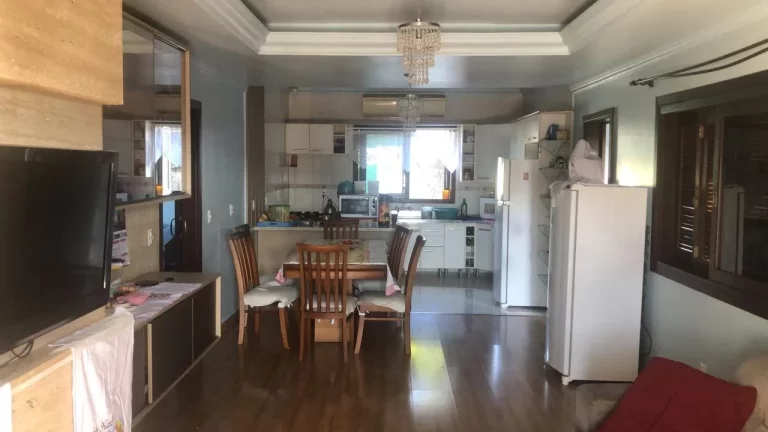 Imagem Casa para Venda em Concórdia, Imperial, 5 dormitórios, 1 suíte, 4 banheiros, 2 vagas