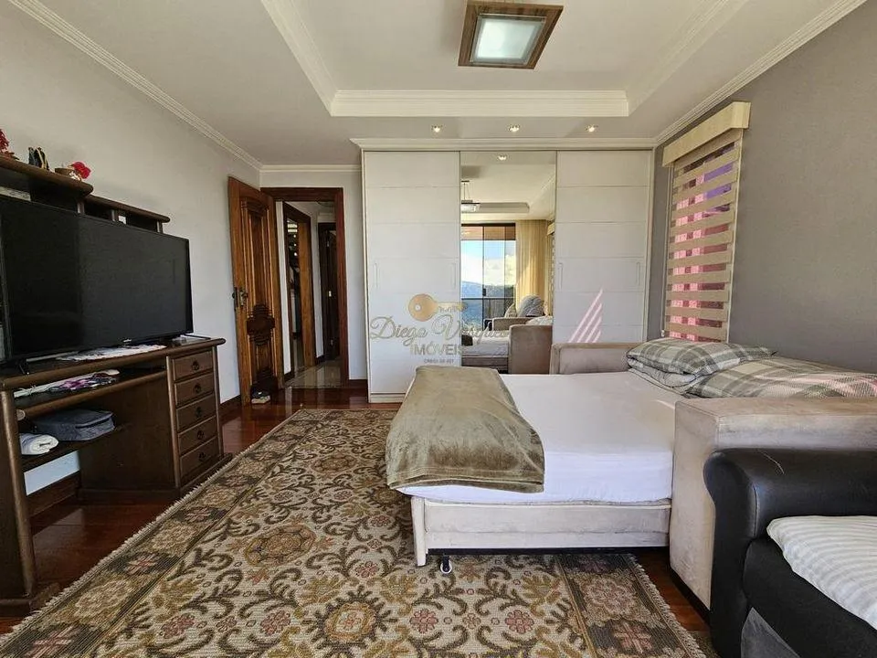 Imagem Casa em Condomínio para Venda em Teresópolis / RJ no bairro Várzea
