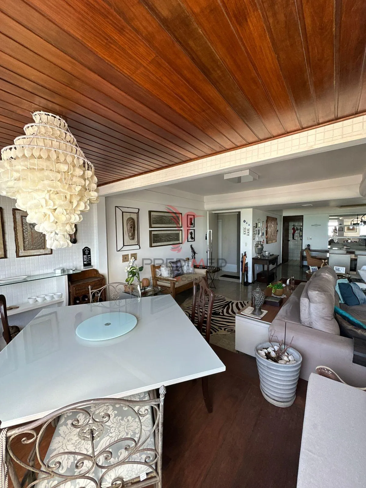 Imagem Vende-se belo apartamento com 3 Suites em Manaira, com vista definitiva para o mar