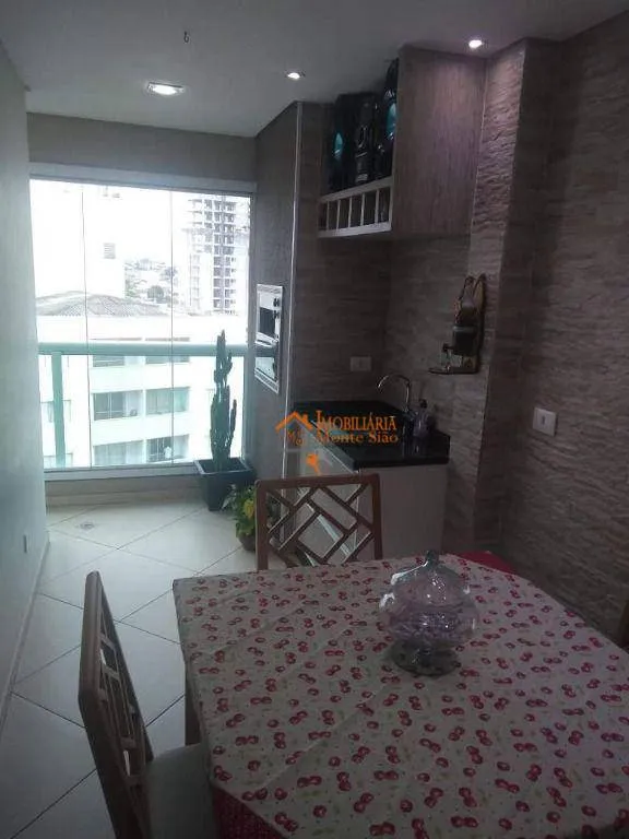 Imagem Apartamento com 3 dormitórios à venda, 77 m² por R$ 629.000,00 - Vila Galvão - Guarulhos/SP