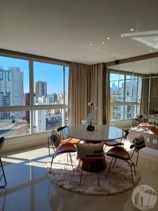 Foto do imóvel Apartamento inteligente e sofisticado: Decorado com requinte em Rua 620
