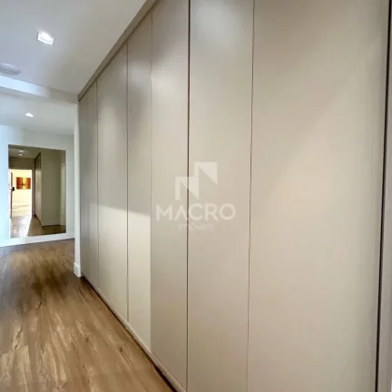 Imagem Cobertura 100% mobiliada | Centro | 3 quartos (3 suítes) | 225m²