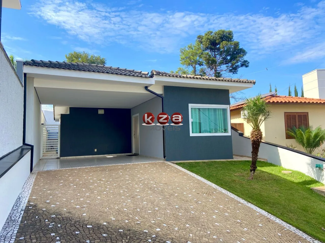 Foto do imóvel Casa de Luxo em Condomínio na Vila Capuava, Valinhos-SP: 3 Quartos, 2 Suítes, 2 Salas, 4 Banheiros, 4 Vagas, 191m².