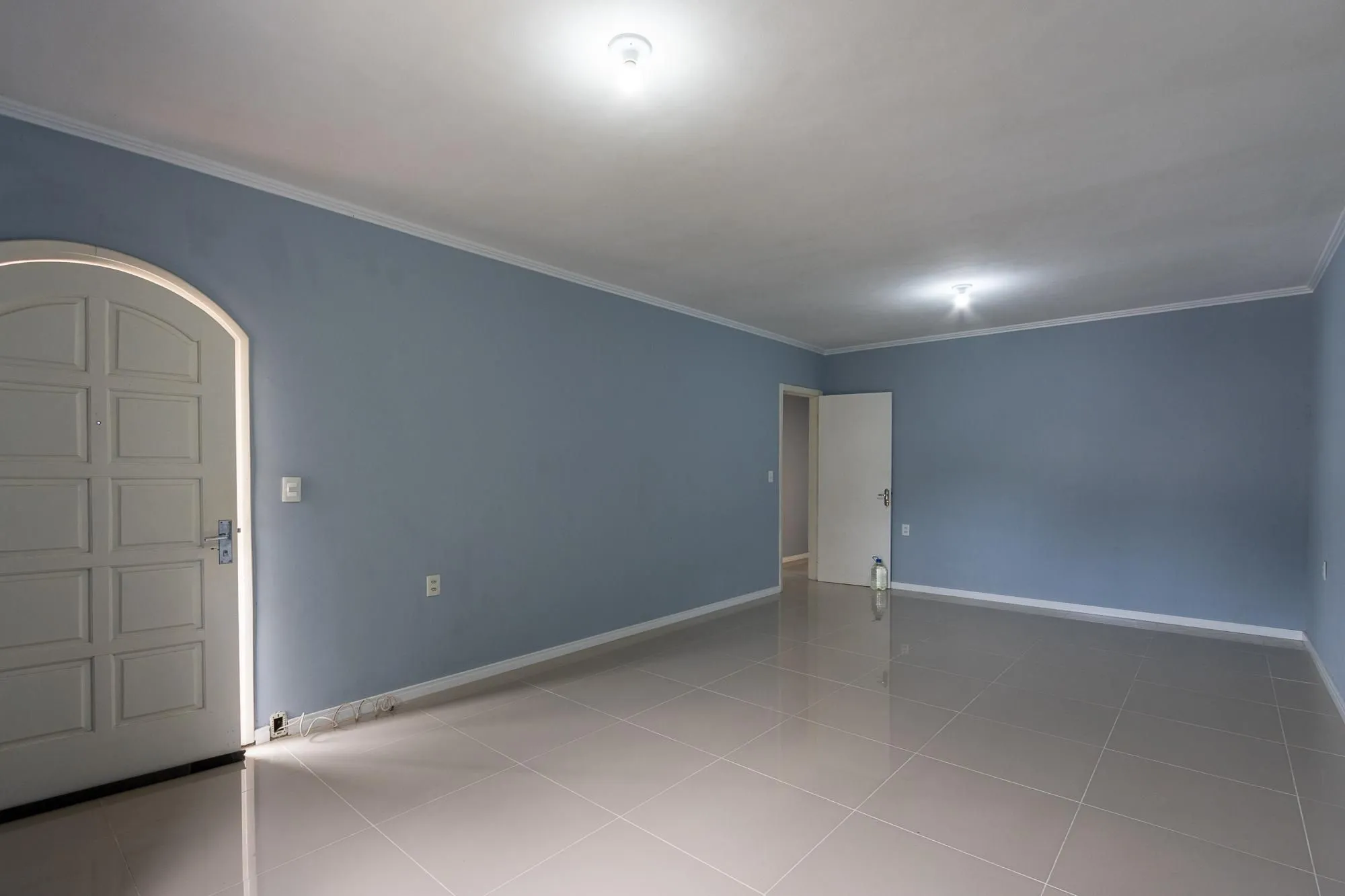 Imagem Terreno com 2 casas, 4 quartos, 1 suite - Bairro Cavalhada