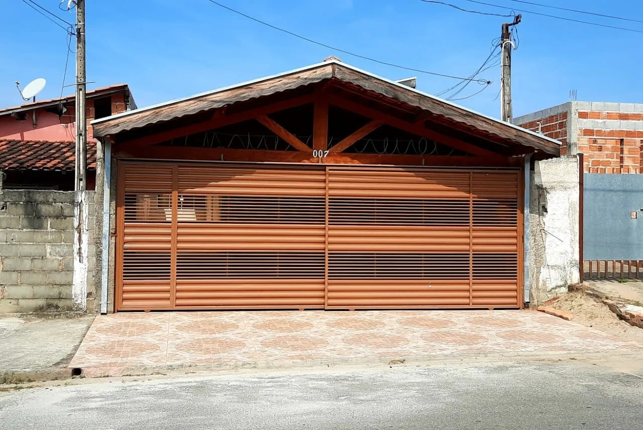Foto do imóvel Casa à venda 3 Quartos, 4 Vagas, 175M², Vila Rica, Pindamonhangaba - SP