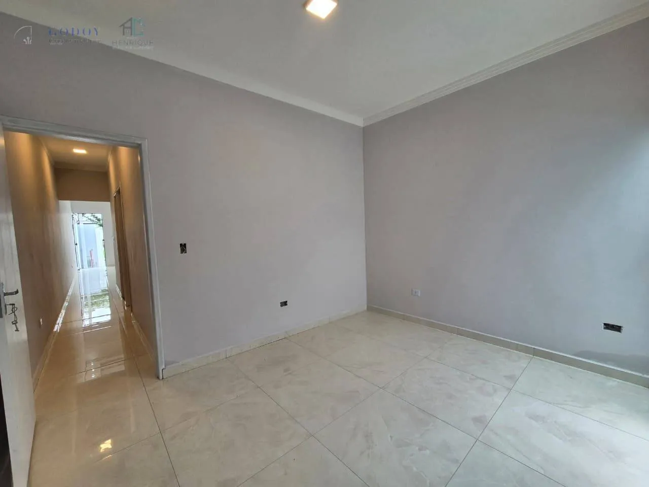 Imagem Casa moderna com excelente padrão de acabamento e localização privilegiada.