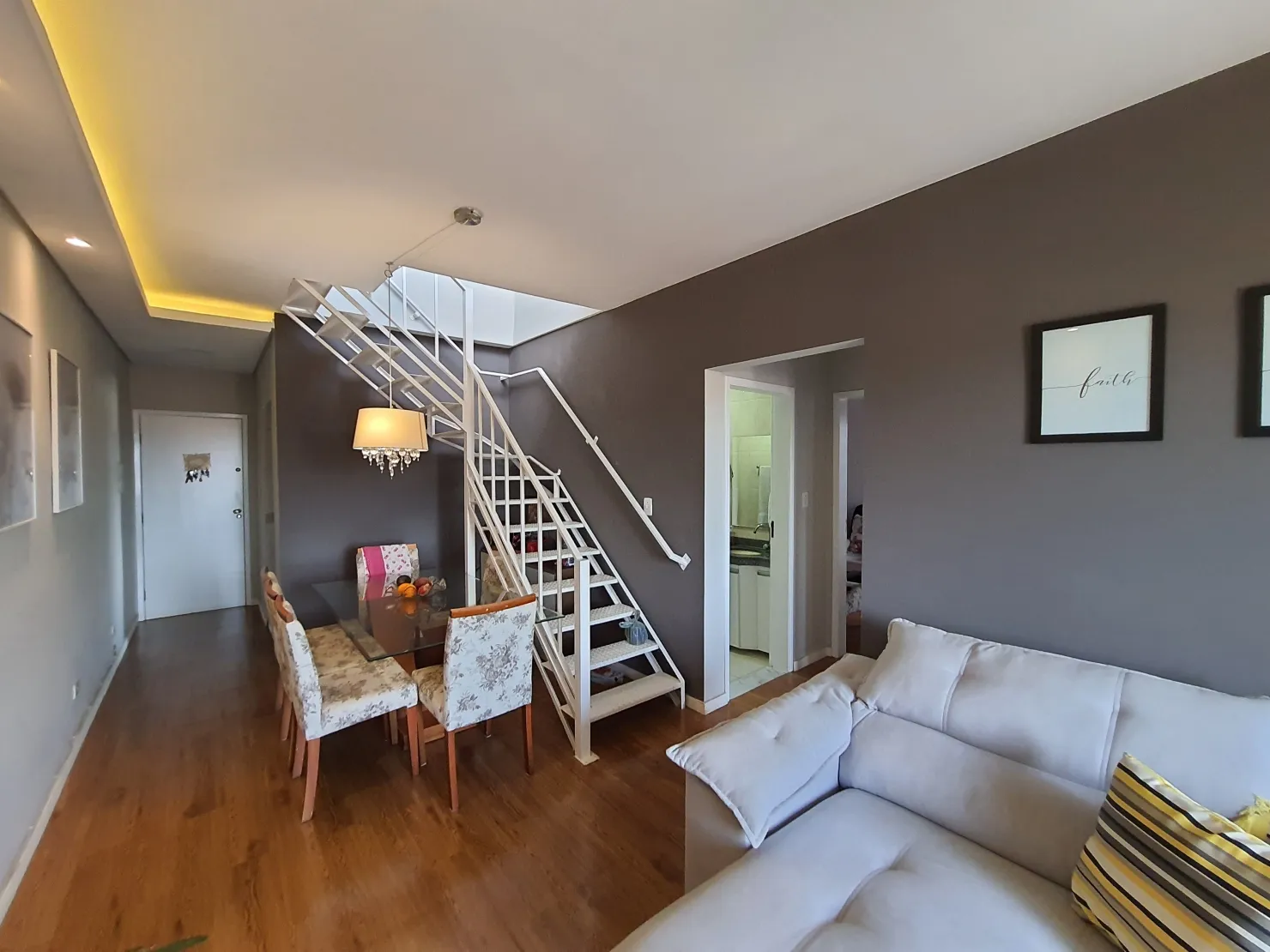 Imagem Apartamento duplex à Venda, Parque São Domingos, Pindamonhangaba, SP