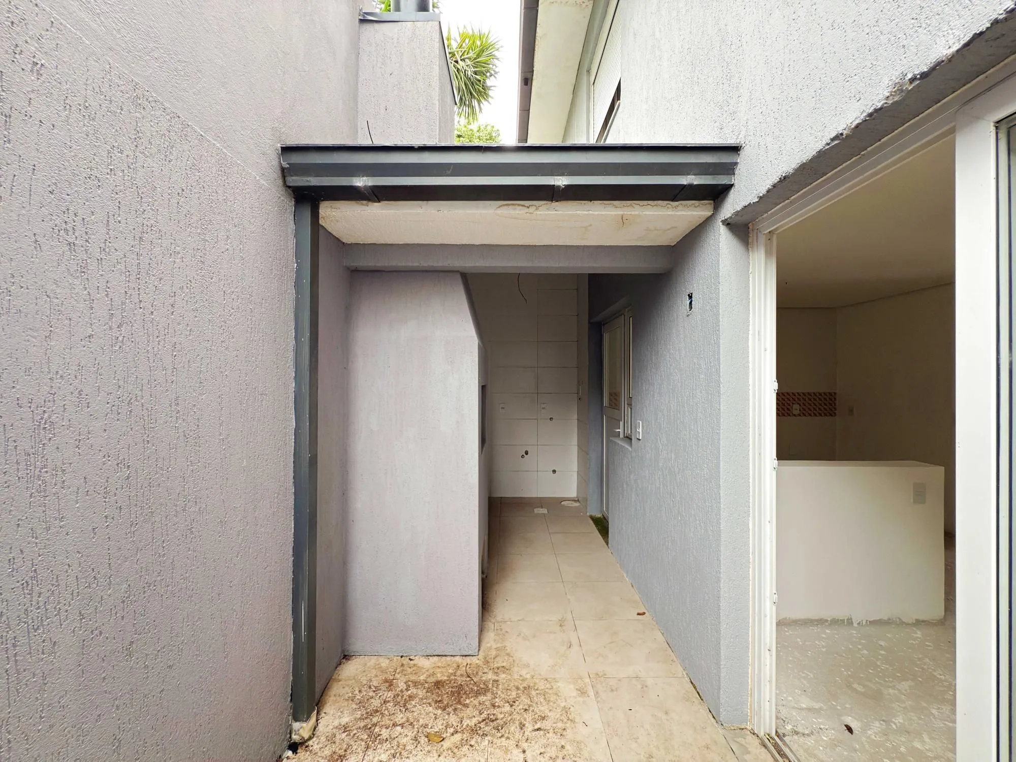 Imagem Vende-se casa em condomínio com 4 dormitórios (2 suítes), 3 vagas - Tristeza