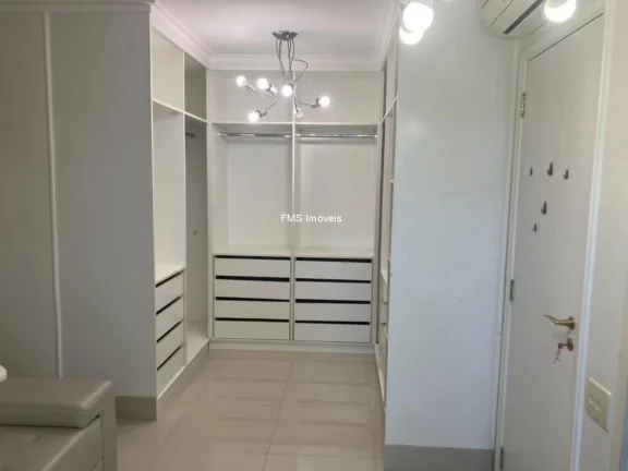 Imagem Apartamento em Moema 3 suítes, 3 banheiros, 3 vagas de garagem.