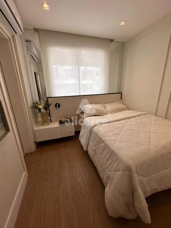 Imagem Apartamento à venda com 3 quartos 1 suíte, 96,37m² em Abraão Florianópolis