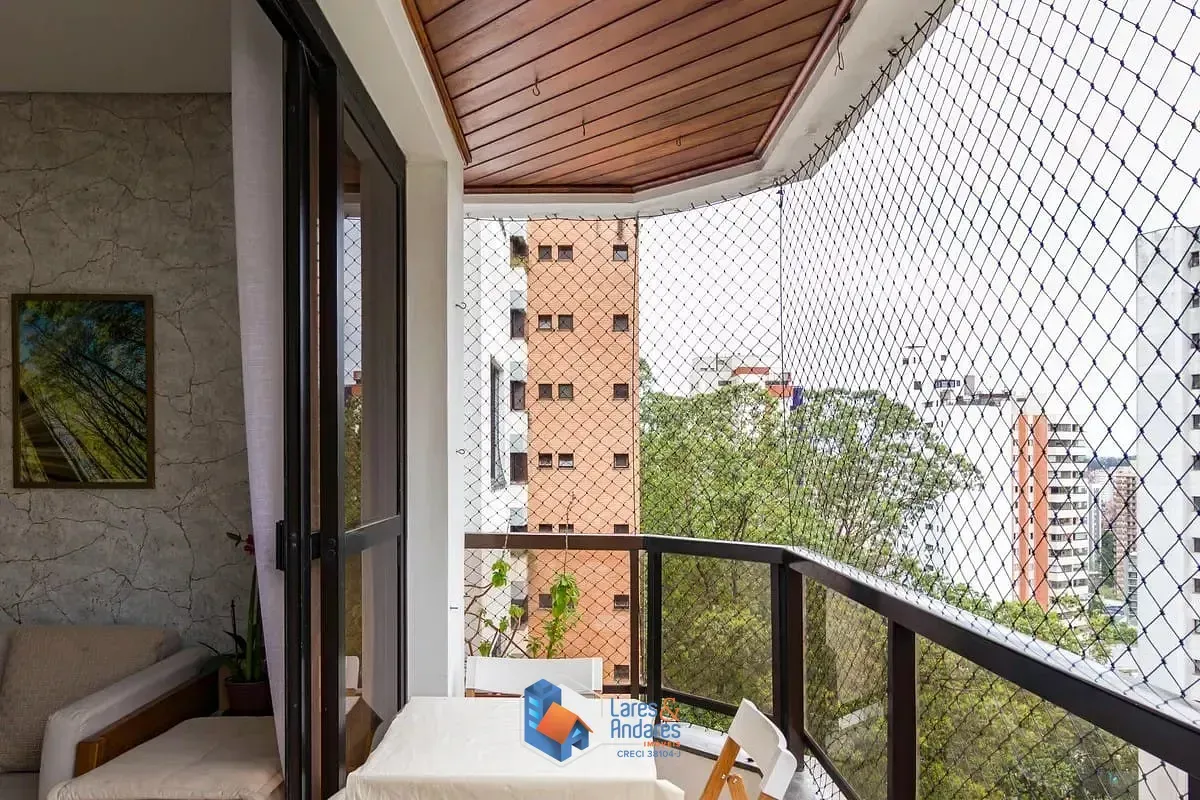 Imagem APTO À VENDA, COM 154M², 4 QUARTOS (1 SUÍTE), SACADA ENVIDRAÇADA, PISO EM PORCELANATO E PLANEJADOS EM TODOS AMBIENTES 8º ANDAR, 2 VAGAS VILA ANDRADE.