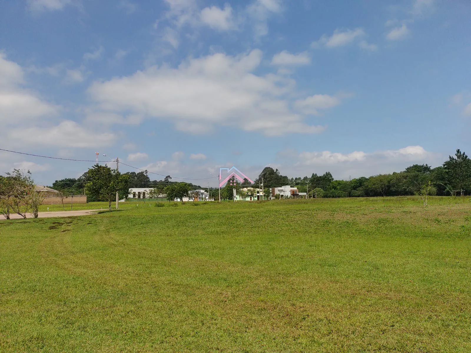 Imagem Terreno à venda Residencial Quinta do Pinhal - Excelente oportunidade de Negócio - Bairro Jacaré - C