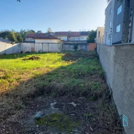 Imagem Terreno ZR3, bem localizado, projeto para 18 ap de 60m² no Santa Cândida em Curitiba PR