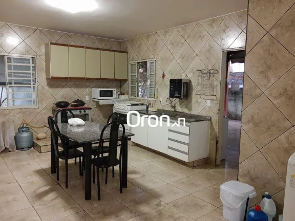 Imagem Casa à venda, 200 m² por R$ 795.000,00 - Jardim América - Goiânia/GO