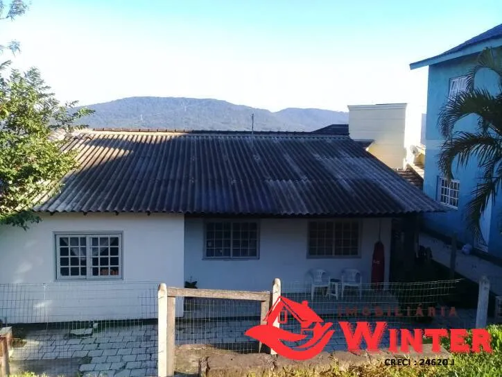 Imagem Terreno de esquina com duas casas de alvenaria bairro Matiel, Feliz.
